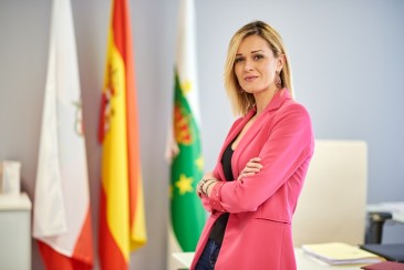 La alcaldesa de Piélagos, candidata al ...