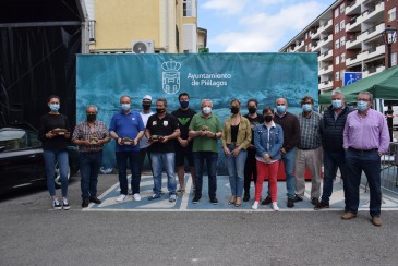 60 coches clásicos y deportivos se dan ...