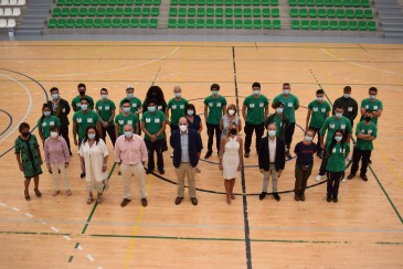 Una veintena de jóvenes finaliza su ...