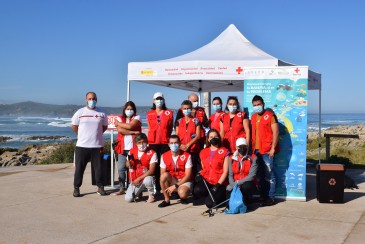 Voluntarios ambientales de Cruz Roja ...