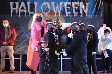 Lucas, Raquel y “Los enterradores” ...