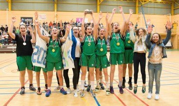 El equipo infantil femenino de la ...