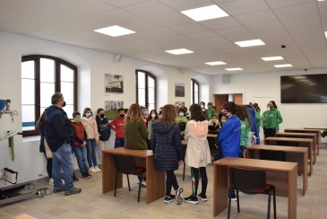 Estudiantes del Colegio Antonio Robinet ...