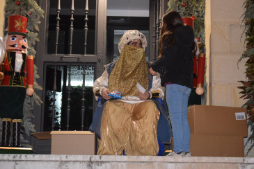 El Cartero Real visita a los niños y ...