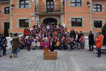 Estudiantes de Infantil y Primaria  del ...