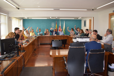 El PP reduce el número de concejales ...