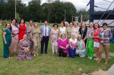 La Escuela municipal de trajes ...