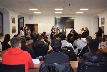 Jóvenes desempleados de 14 municipios ...