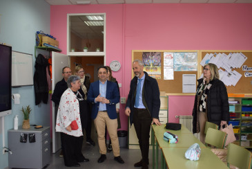 La Consejería de Educación invierte ...