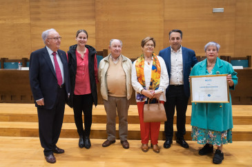 UNATE distingue a Carmen Méndez como ...