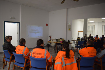 Empleados municipales del Ayuntamiento ...