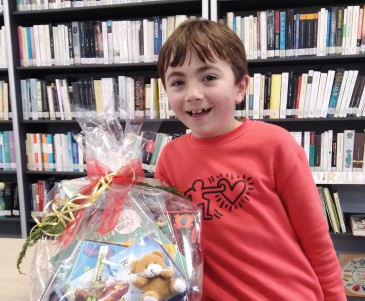 8 usuarios de las Bibliotecas ...