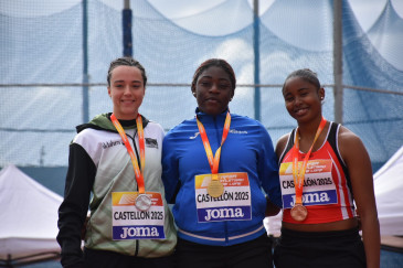 La atleta del Piélagos Andrea Njimi, ...