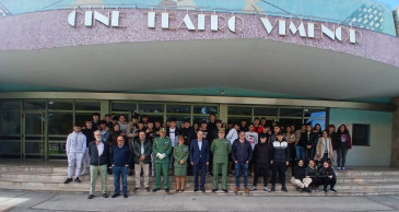  La Unidad-Grupo de Caballería de la ...