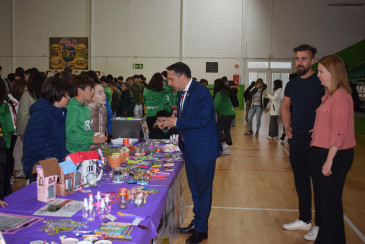 Alumnos cántabros  salen a la calle ...