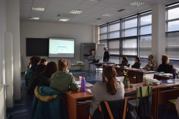 15 personas en situación de desempleo ...