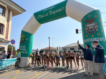 Marco Gómez y  Daniela Herrera, ...