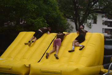 Actividades infantiles y una gincana de ...