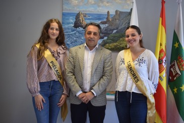 Yailend Solarana y Aroa Fuentes ...