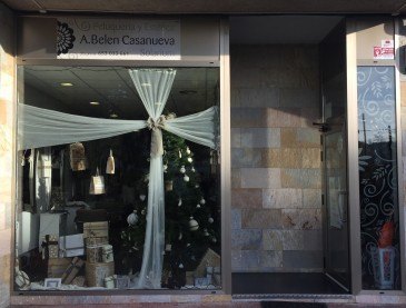 El establecimiento de peluquería y ...