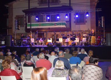 Las Fiestas de la Virgen de Valencia, ...