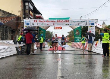 Josphat Kiprono Menjo e Irene Pelayo, ...