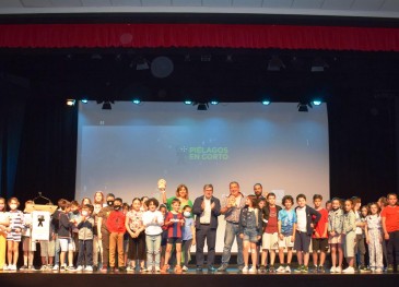 Los colegios Antonio Robinet y Virgen ...