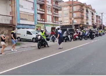 Más de 200 moteros cántabros y ...
