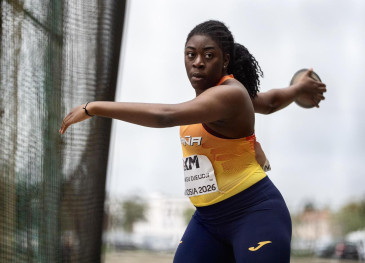 La atleta del Piélagos Andrea Njimi ...